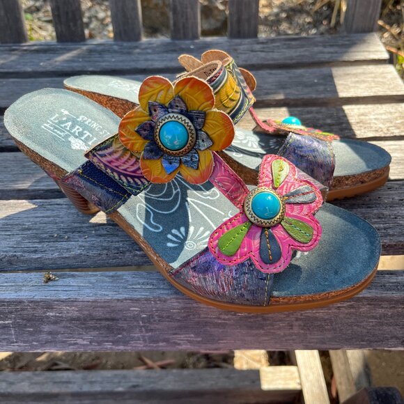 L'Artiste New Spring Step Women's Bari Floral Navy Multi Sandals, Size 40 = 9M - Picture 3 of 12